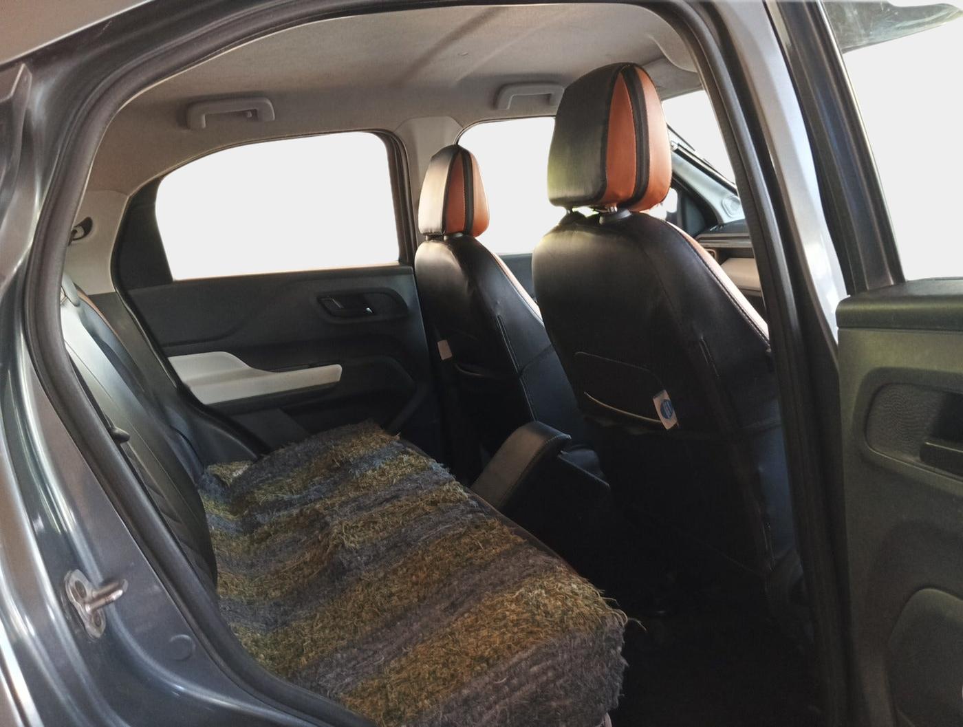 2022 Tata PUNCH ACCOMPLISHED MT, Petrol, Manual, 43,738 km, interior
