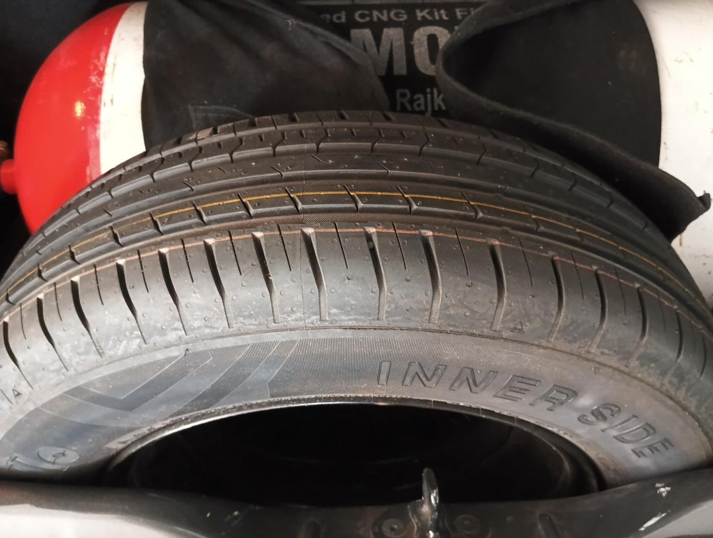 2022 Tata PUNCH ACCOMPLISHED MT, Petrol, Manual, 43,738 km, tyre
