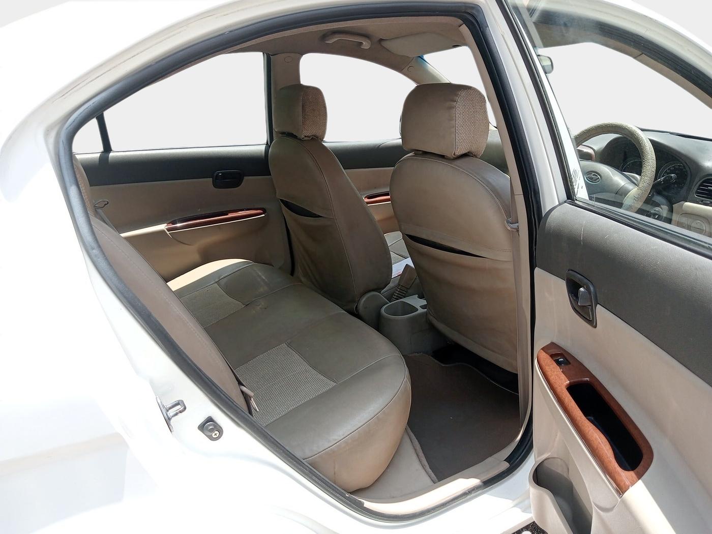 2010 Hyundai Verna TRANSFORM 1.5 CRDI, Diesel, Manual, 1,88,867 km, interior