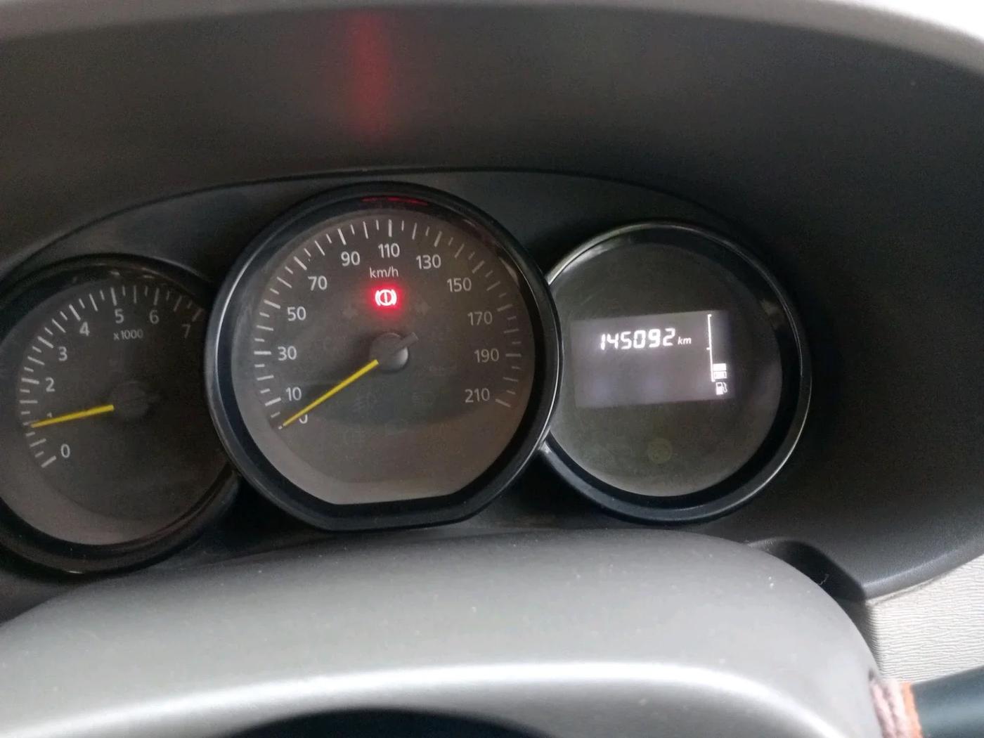 2015 Renault Lodgy 85 PS RXE 8 STR, Diesel, Manual, 1,45,092 km, interior