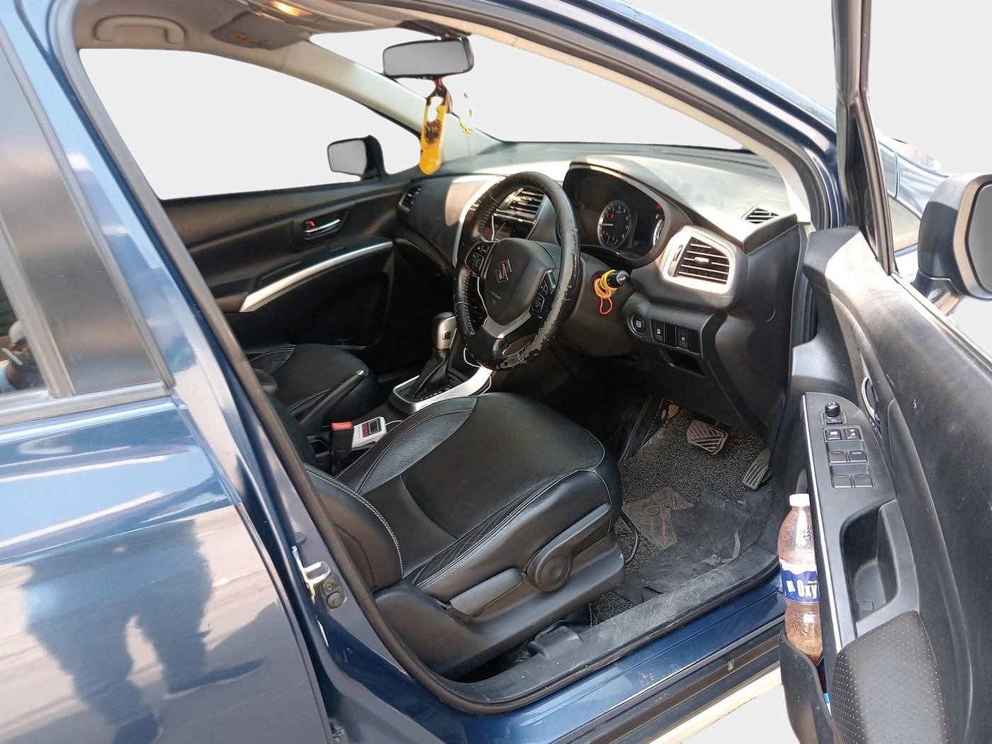 2020 Maruti S Cross ALPHA AT1.5, Petrol, Automatic, 1,10,576 km, interior