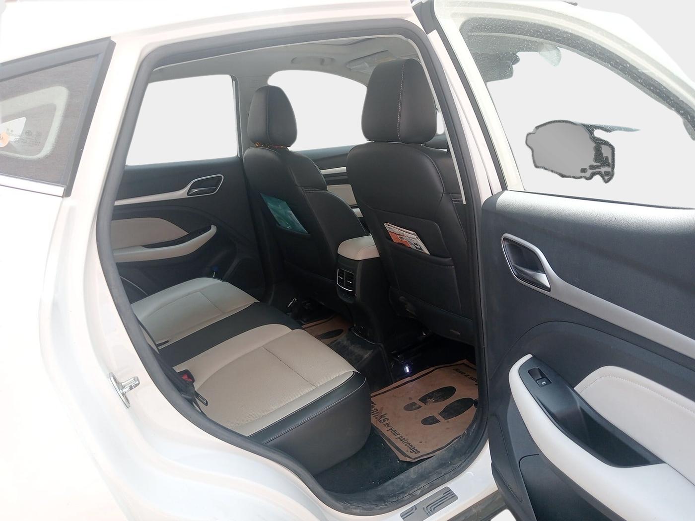 2022 MG ASTOR SHARP 1.5 MT, Petrol, Manual, 20,900 km, interior
