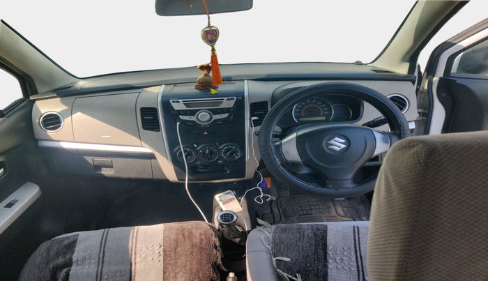 2016 Maruti Wagon R 1.0 VXI, Petrol, Manual, 97,543 km, interior