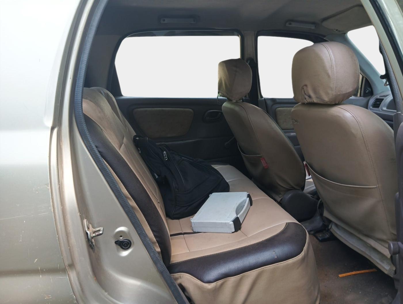 2010 Maruti Alto LXI, Petrol, Manual, 1,01,629 km, interior