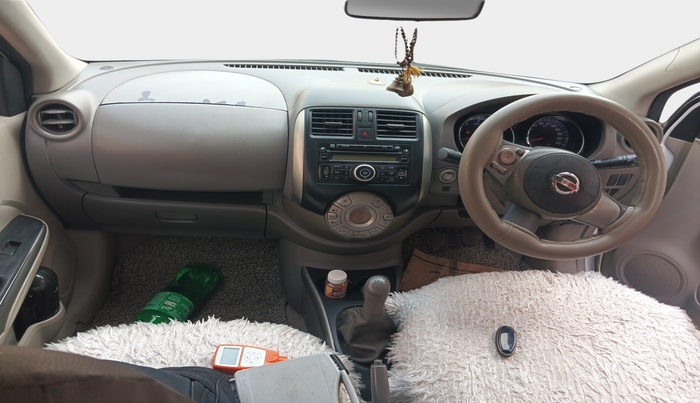 2012 Nissan Sunny XV DIESEL, Diesel, Manual, 1,30,419 km, interior