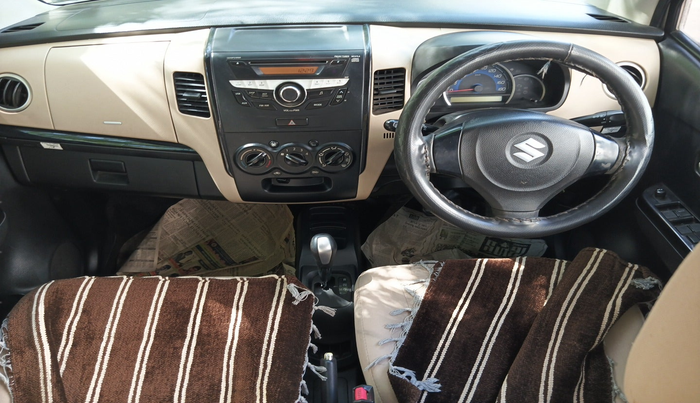 2017 Maruti Wagon R 1.0 VXI AMT, Petrol, Automatic, 1,14,100 km, interior