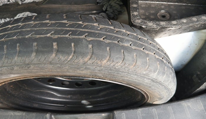 2017 Maruti Wagon R 1.0 VXI AMT, Petrol, Automatic, 1,14,100 km, tyre