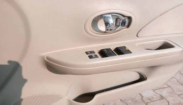 2010 Nissan Micra XL PETROL, Petrol, Manual, 1,68,904 km, interior