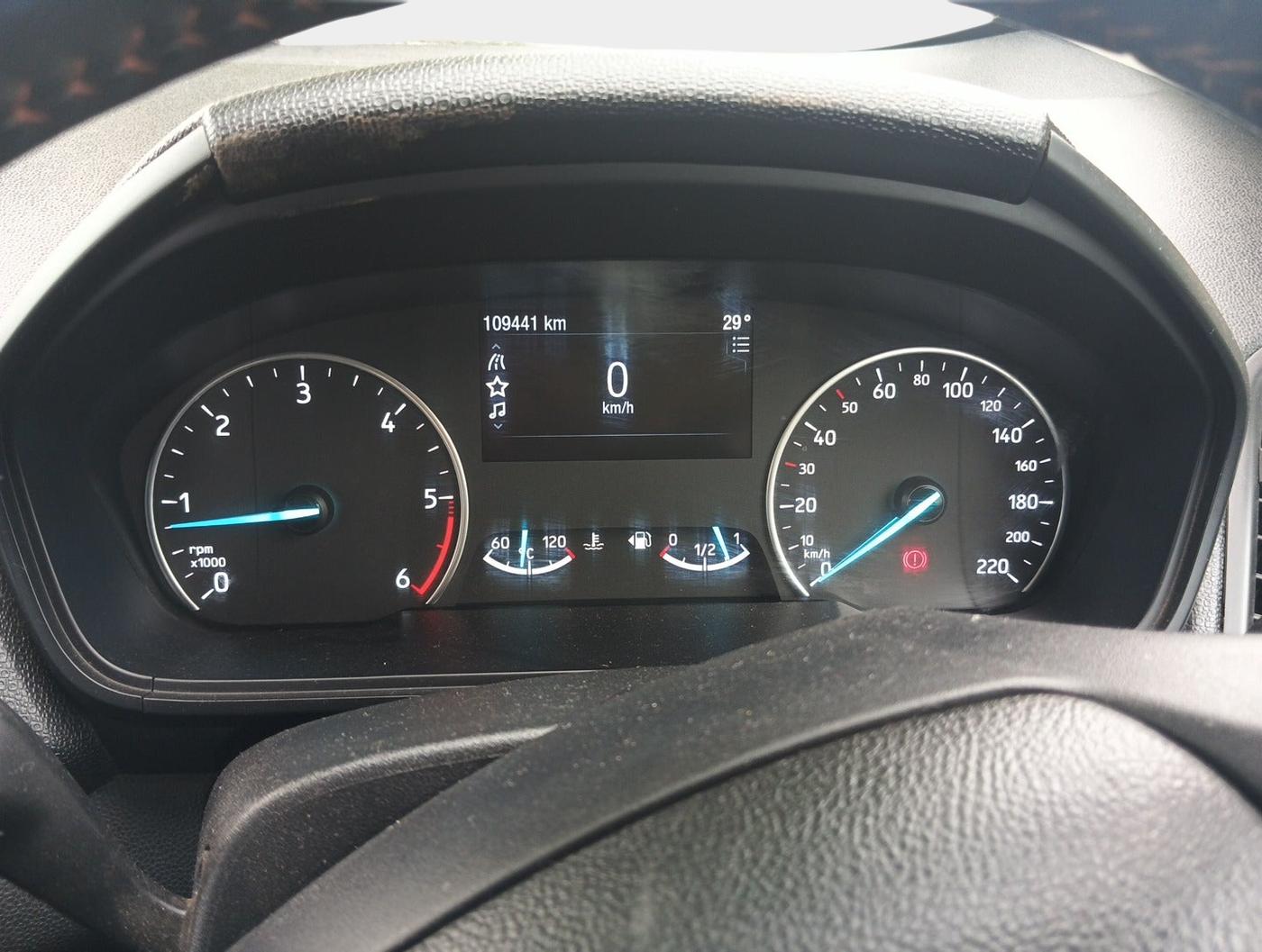 2021 Ford Ecosport TITANIUM 1.5L SPORTS(SUNROOF) DIESEL, Diesel, Manual, 1,09,441 km, interior