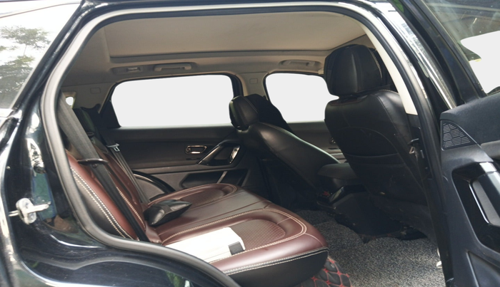2023 Tata Harrier XT PLUS 2.0L KRYOTEC DARK EDITON, Diesel, Manual, 55,618 km, interior