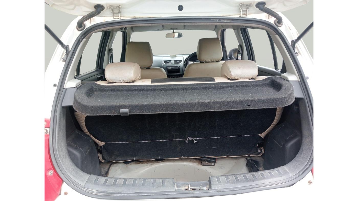 2013 Maruti Swift VDI, Diesel, Manual, 2,50,223 km, exterior