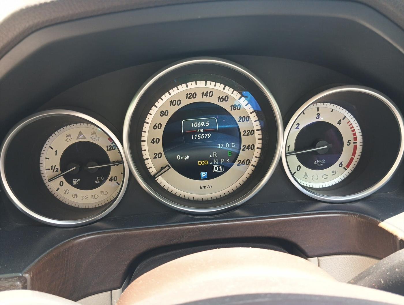 2014 Mercedes Benz E Class E 250 CDI AVANTGARDE, Diesel, Automatic, 1,15,579 km, interior