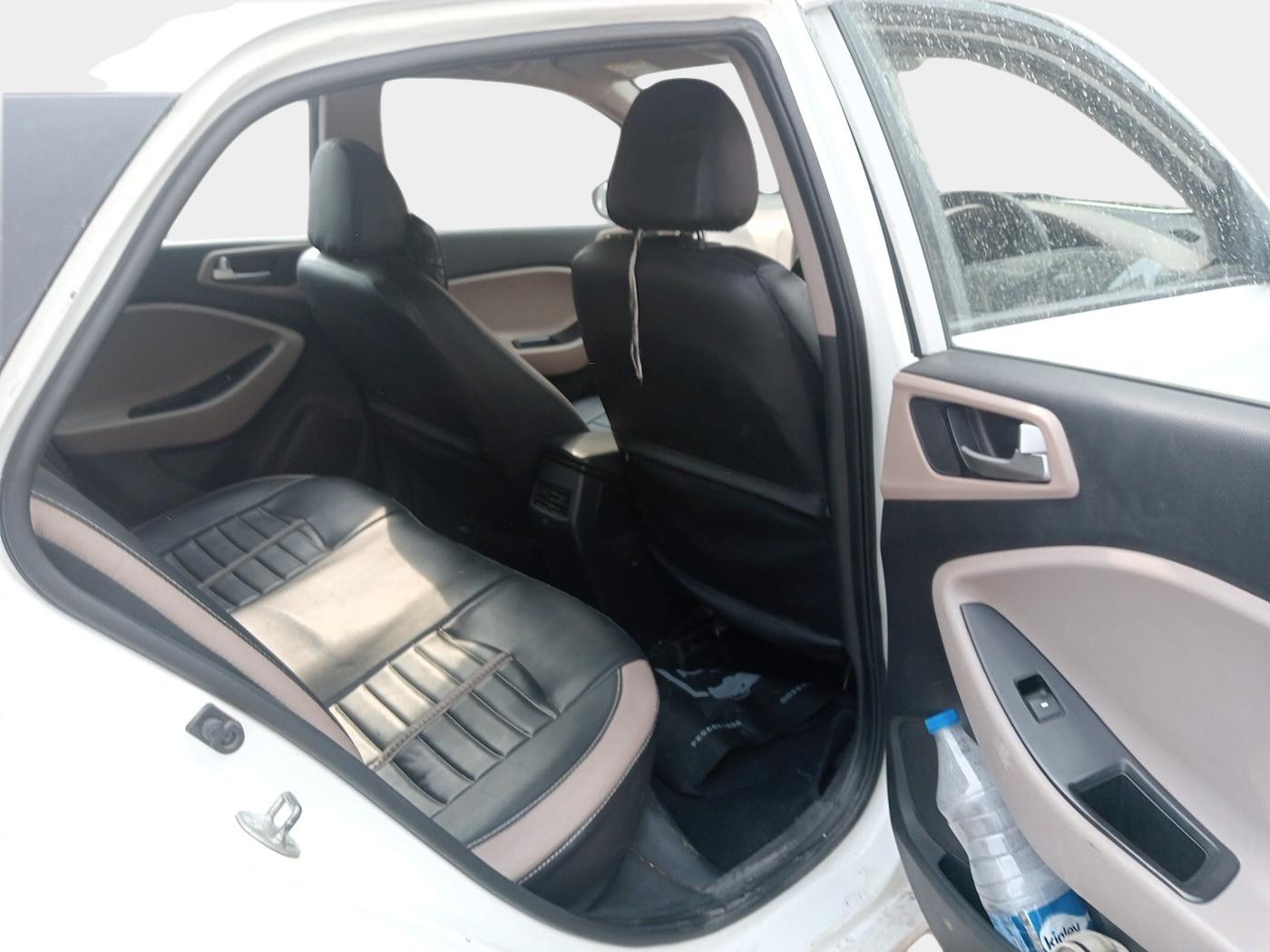 2019 Hyundai Elite i20 SPORTZ PLUS 1.2, Petrol, Manual, 87,872 km, interior