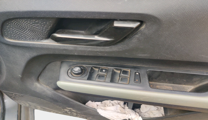 2022 Tata PUNCH ADVENTURE MT, Petrol, Manual, 72,492 km, interior