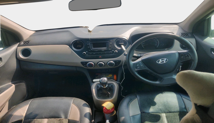 2016 Hyundai Grand i10 SPORTZ 1.2 KAPPA VTVT, CNG, Manual, 1,19,323 km, interior