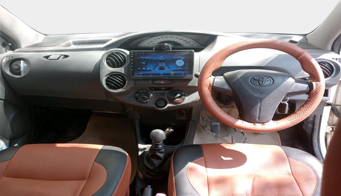 2013 Toyota Etios GD, Diesel, Manual, 1,74,014 km, interior