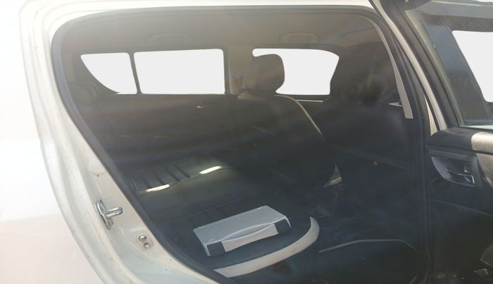 2013 Maruti Swift VXI, Petrol, Manual, 97,358 km, interior