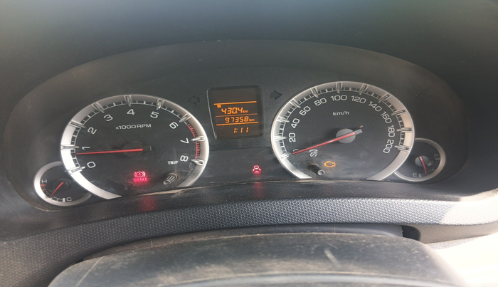 2013 Maruti Swift VXI, Petrol, Manual, 97,358 km, interior