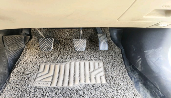 2012 Hyundai Verna FLUIDIC 1.6 VTVT SX, CNG, Manual, 89,305 km, interior