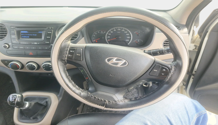 2016 Hyundai Grand i10 SPORTZ 1.1 CRDI, Diesel, Manual, 1,39,685 km, interior