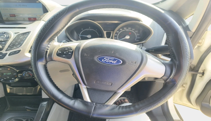 2017 Ford Ecosport TITANIUM 1.5L DIESEL, Diesel, Manual, 1,30,358 km, interior