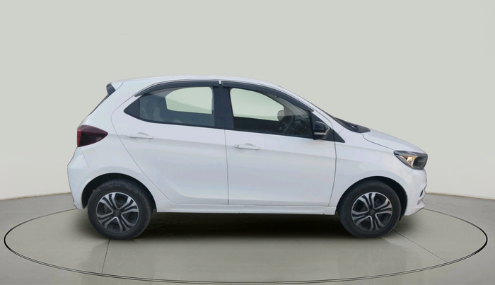 2022 Tata Tiago XT CNG, Petrol, Manual, 18,582 km, exterior