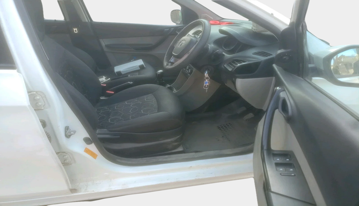 2016 Tata Tiago XT PETROL, Petrol, Manual, 82,973 km, interior