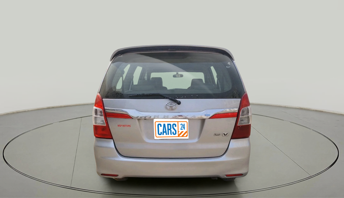 2015 Toyota Innova 2.5 VX 8 STR, Diesel, Manual, 1,28,397 km, exterior