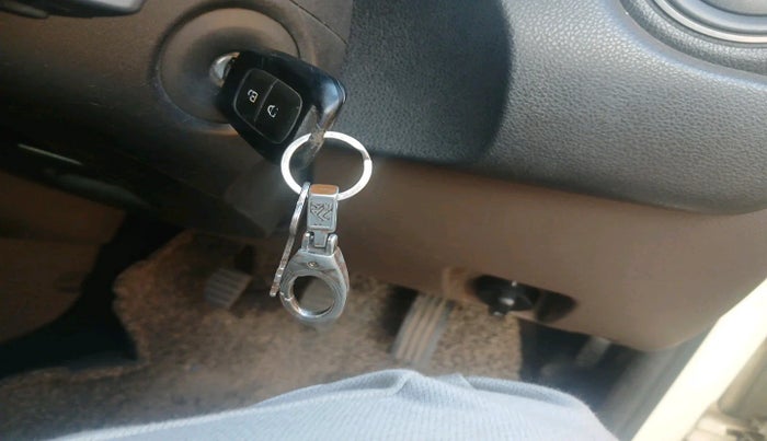 2018 Renault Duster 85 PS RXZ DIESEL, Diesel, Manual, 1,29,013 km, interior