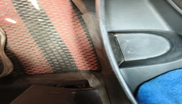 2017 Ford Ecosport TITANIUM + 1.5L DIESEL, Diesel, Manual, 1,17,079 km, interior