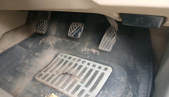 2015 Maruti Swift Dzire VDI, Diesel, Manual, 1,15,297 km, interior