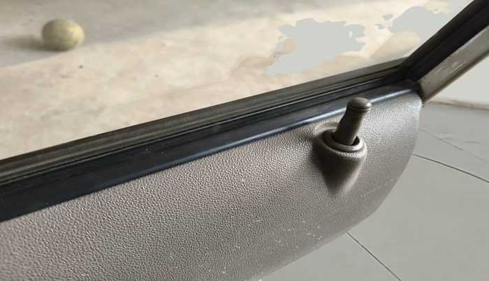 2013 Chevrolet Sail UVA 1.2 LS ABS, Petrol, Manual, 44,445 km, interior