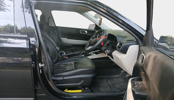 2023 Hyundai VENUE S 1.2, Petrol, Manual, 52,564 km, interior