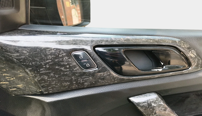 2018 Ford Endeavour TITANIUM 2.2 4X2 AT, Diesel, Automatic, 1,65,601 km, interior