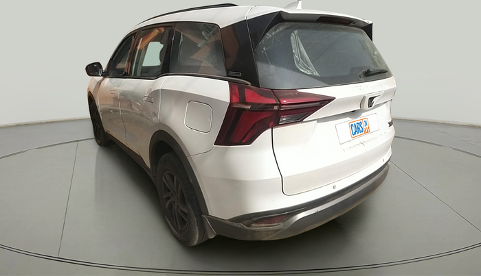 2023 Mahindra XUV700 AX 5 P MT 5 STR, Petrol, Manual, 30,666 km, exterior