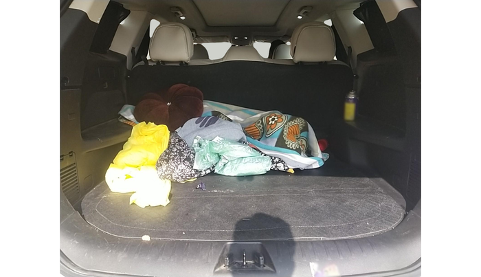 2023 Mahindra XUV700 AX 5 P MT 5 STR, Petrol, Manual, 30,666 km, exterior