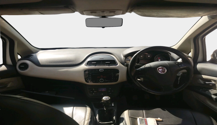 2016 Fiat Punto EVO EMOTION 1.3 MULTIJET, Diesel, Manual, 1,70,744 km, interior