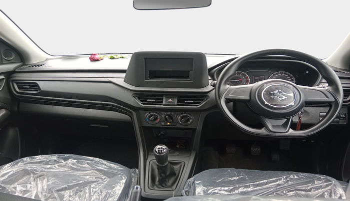 2025 Maruti BREZZA LXI S- CNG, Petrol, Manual, 442 km, interior