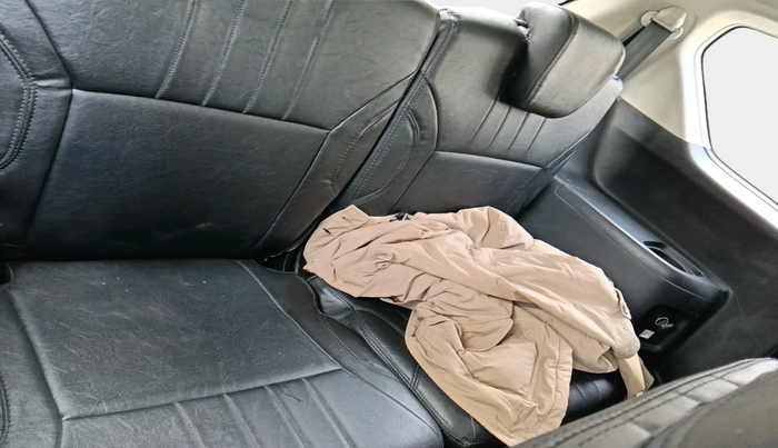 2021 Maruti XL6 ZETA MT, Petrol, Manual, 1,40,073 km, interior