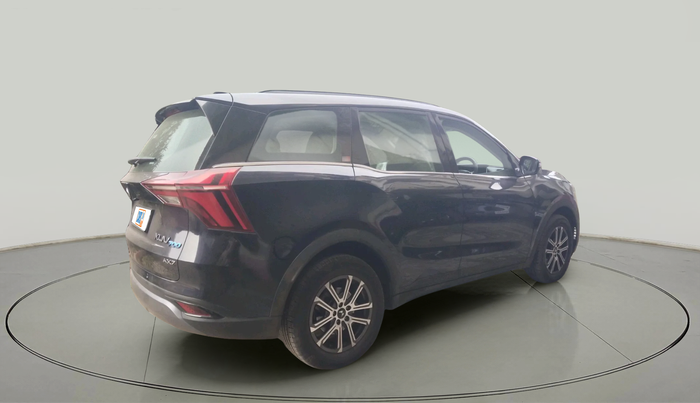 2024 Mahindra XUV700 AX 7 D MT 7 STR, Diesel, Manual, 16,363 km, exterior