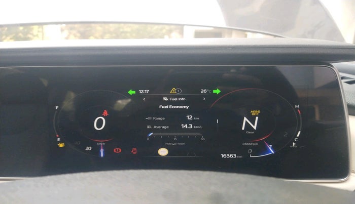 2024 Mahindra XUV700 AX 7 D MT 7 STR, Diesel, Manual, 16,363 km, interior