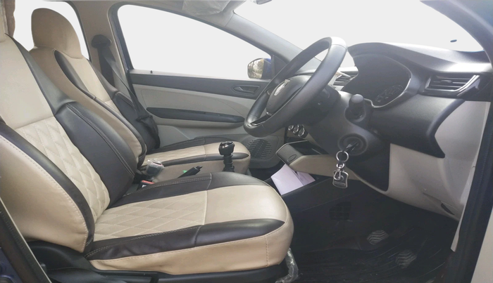 2019 Renault TRIBER RXT, Petrol, Manual, 7,938 km, interior