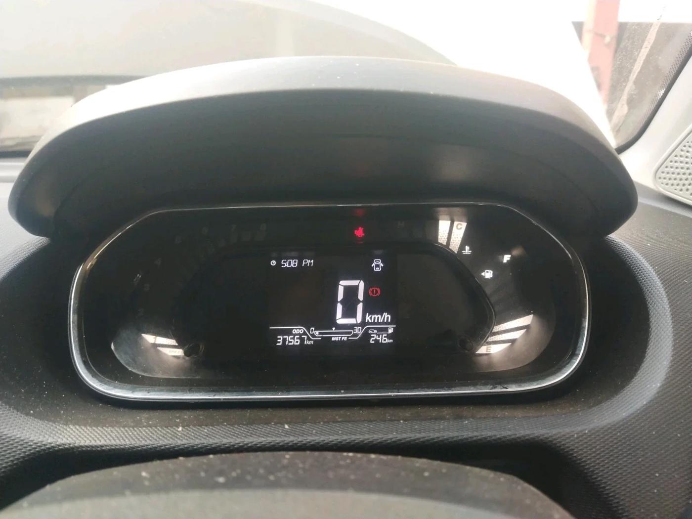 2022 Tata Tiago XT PETROL, Petrol, Manual, 37,567 km, interior