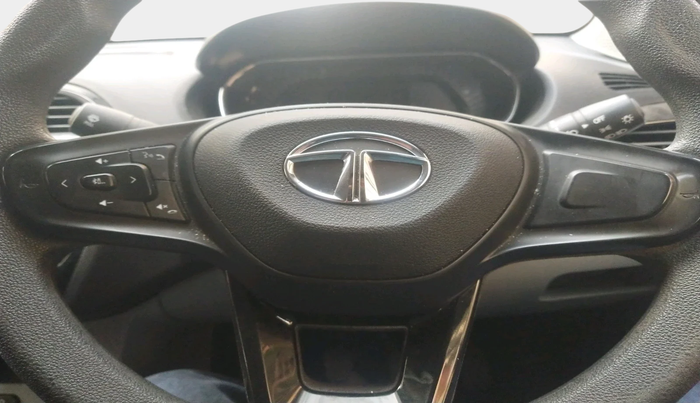 2022 Tata Tiago XT PETROL, Petrol, Manual, 37,567 km, interior