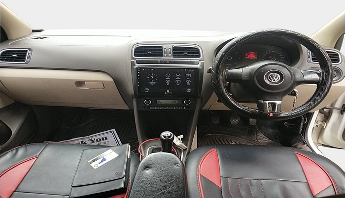 2011 Volkswagen Vento HIGHLINE DIESEL 1.6, Diesel, Manual, 2,03,488 km, interior