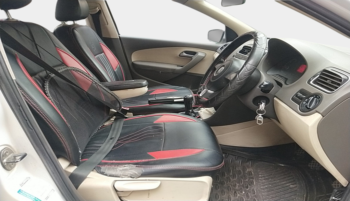 2011 Volkswagen Vento HIGHLINE DIESEL 1.6, Diesel, Manual, 2,03,488 km, interior