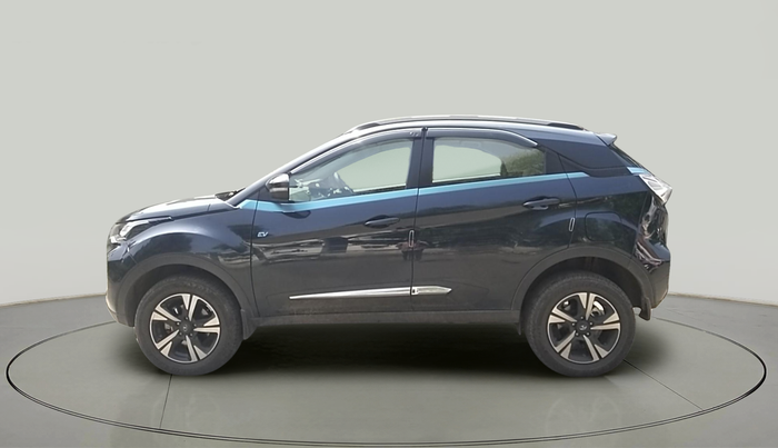 2022 Tata NEXON EV XZ PLUS LUX, Electric, Automatic, 17,317 km, exterior