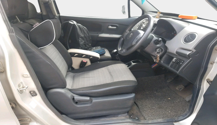 2011 Maruti Wagon R 1.0 LXI, Petrol, Manual, 14,890 km, interior