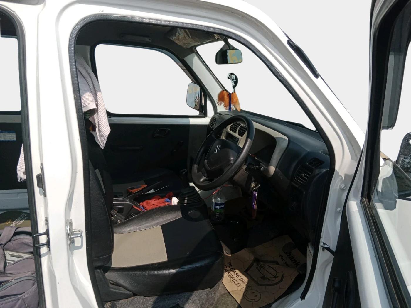 2022 Maruti Eeco 7 STR STD(O), Petrol, Manual, 71,791 km, interior