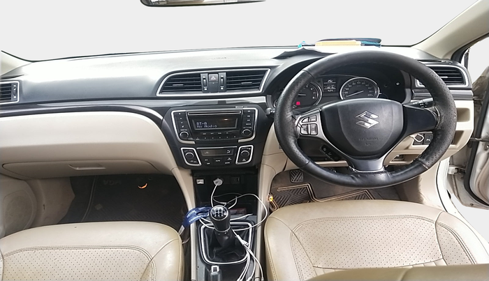 2016 Maruti Ciaz VXI+, Petrol, Manual, 1,18,020 km, interior